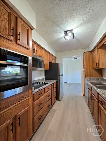 1027 Mohawk Street, Savannah, GA 31419