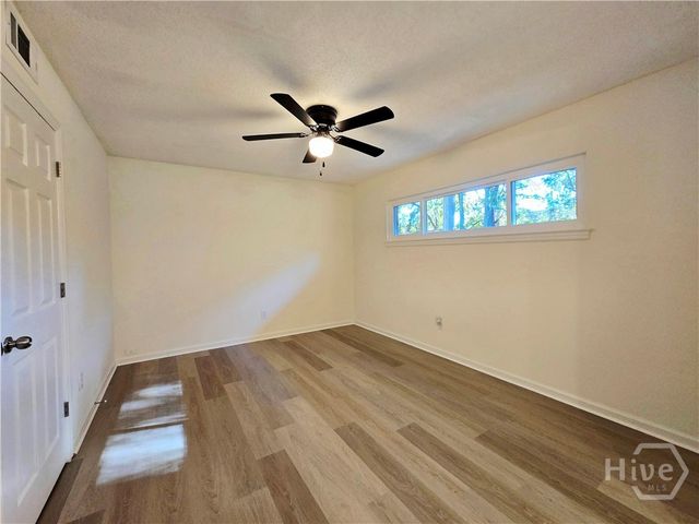 1027 Mohawk Street, Savannah, GA 31419