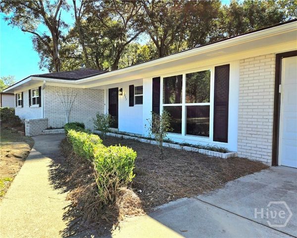 1027 Mohawk Street, Savannah, GA 31419