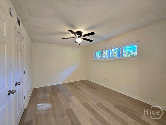 1027 Mohawk Street, Savannah, GA 31419