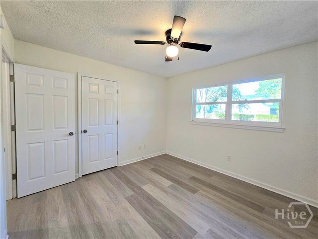 1027 Mohawk Street, Savannah, GA 31419