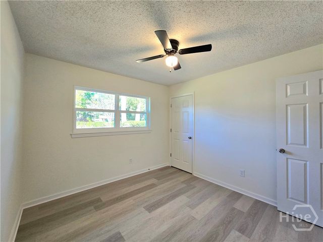 1027 Mohawk Street, Savannah, GA 31419