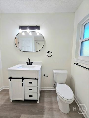 1027 Mohawk Street, Savannah, GA 31419