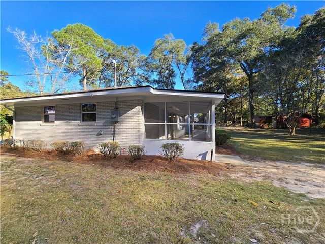 1027 Mohawk Street, Savannah, GA 31419