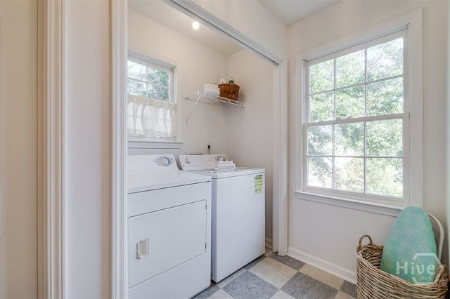 524 Nicoll Street, Savannah, GA 31401