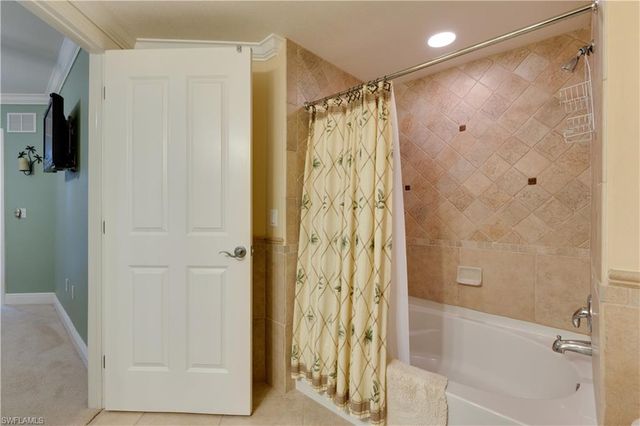 2825 Palm Beach BLVD 308, Fort Myers, FL 33916