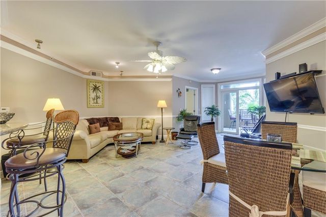 2825 Palm Beach BLVD 308, Fort Myers, FL 33916