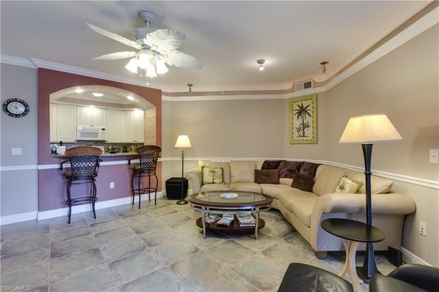 2825 Palm Beach BLVD 308, Fort Myers, FL 33916