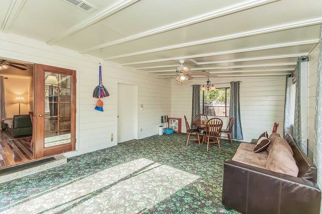 Image 10 of property listing at 1436 S Fairway Street, Visalia, CA 93277