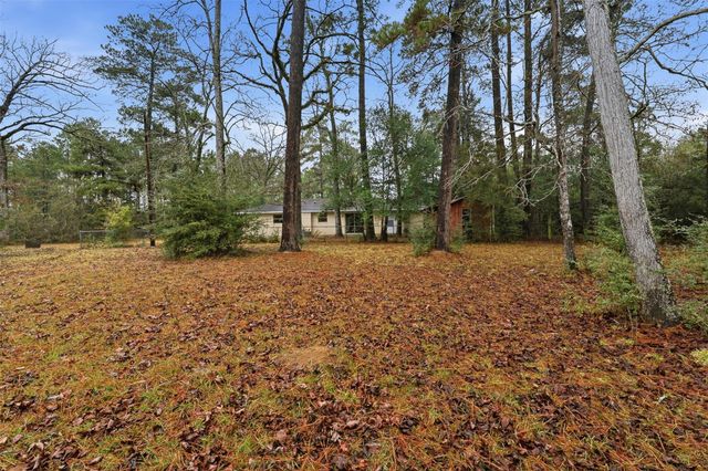 401 Turner Cemetery Road, Livingston, TX 77351