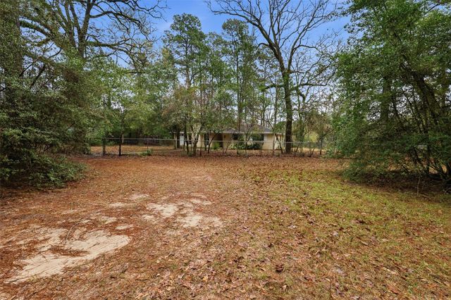 401 Turner Cemetery Road, Livingston, TX 77351