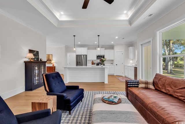 1521 Hawthorn Dr., Pawleys Island, SC 29585