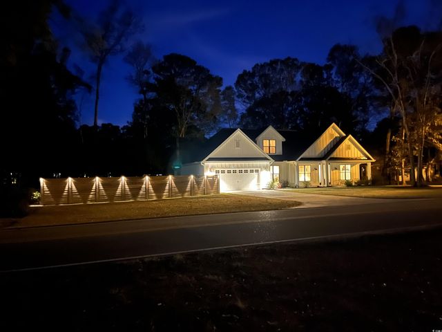 1521 Hawthorn Dr., Pawleys Island, SC 29585