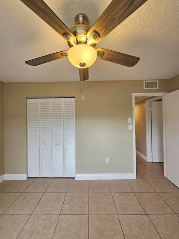 4324 NW 9th Avenue 6-1c, Deerfield Beach, FL 33064