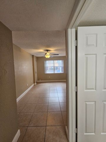 4324 NW 9th Avenue 6-1c, Deerfield Beach, FL 33064