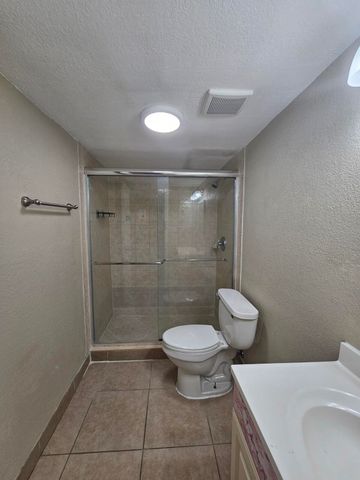 4324 NW 9th Avenue 6-1c, Deerfield Beach, FL 33064