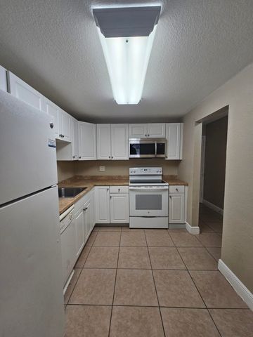 4324 NW 9th Avenue 6-1c, Deerfield Beach, FL 33064