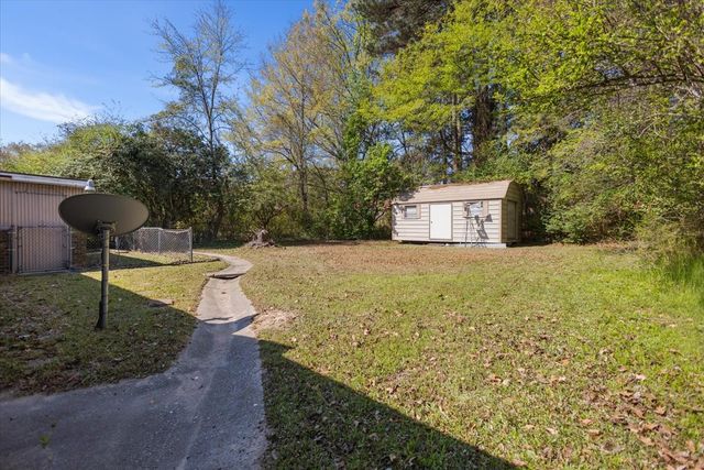 3607 Five Notch Road, Marshall, TX 75672