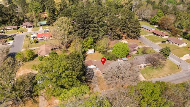 3607 Five Notch Road, Marshall, TX 75672