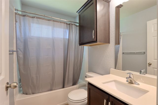6505 Vista View Drive, Waco, TX 76712