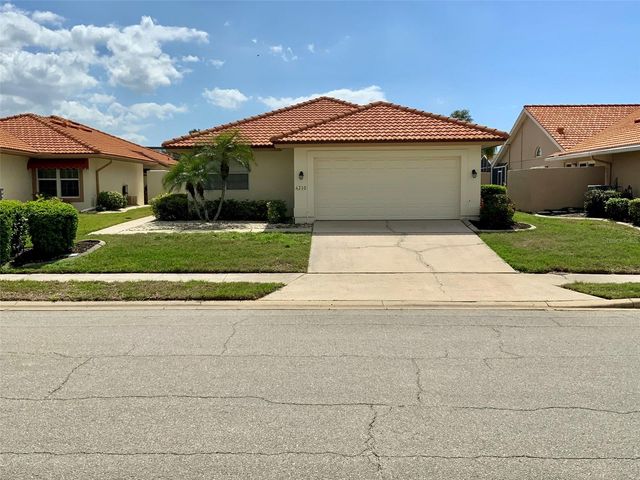 4310 MURFIELD DRIVE E, Bradenton, FL 34203