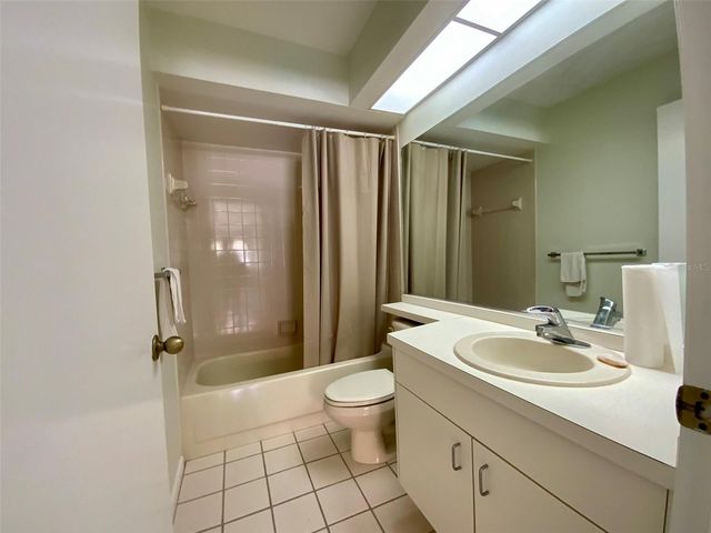 4310 MURFIELD DRIVE E, Bradenton, FL 34203