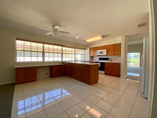 4310 MURFIELD DRIVE E, Bradenton, FL 34203