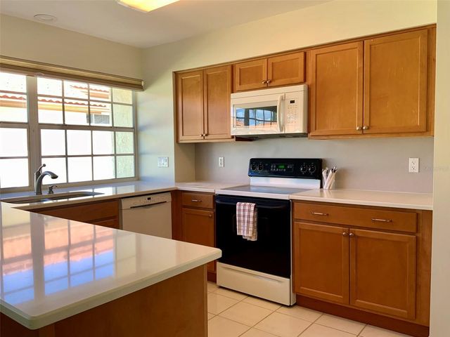 4310 MURFIELD DRIVE E, Bradenton, FL 34203