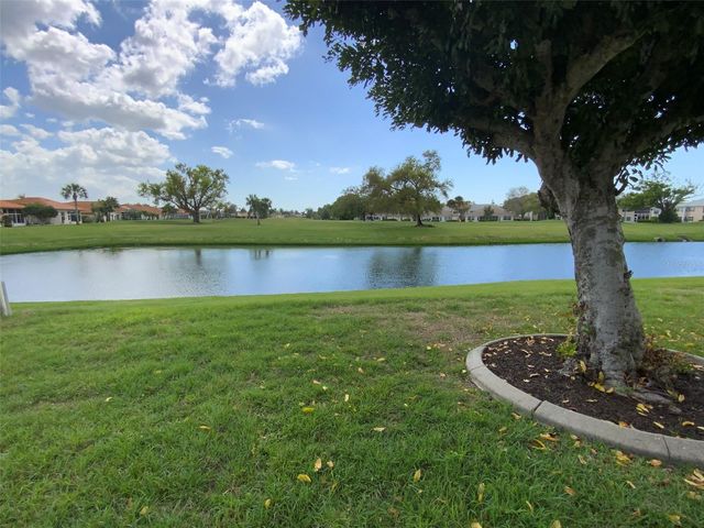 4310 MURFIELD DRIVE E, Bradenton, FL 34203