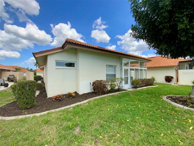 4310 MURFIELD DRIVE E, Bradenton, FL 34203