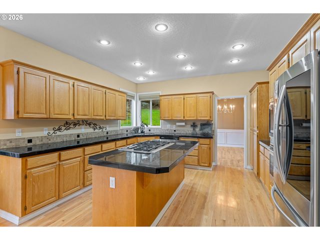 14731 Se LANDIS Ct, Clackamas, OR 97015