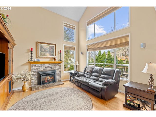 14731 Se LANDIS Ct, Clackamas, OR 97015