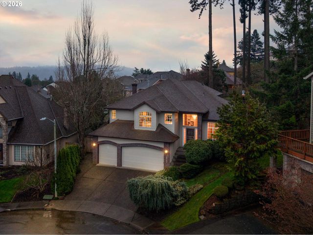 14731 Se LANDIS Ct, Clackamas, OR 97015