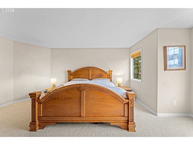 14731 Se LANDIS Ct, Clackamas, OR 97015