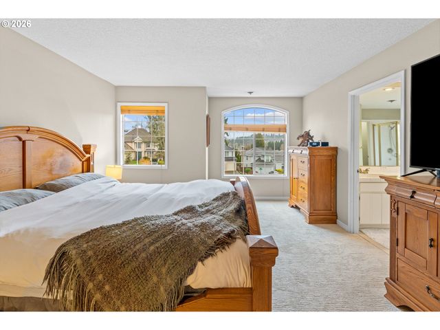 14731 Se LANDIS Ct, Clackamas, OR 97015