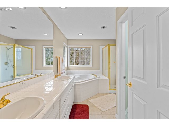 14731 Se LANDIS Ct, Clackamas, OR 97015