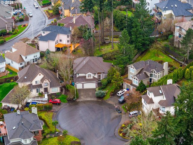 14731 Se LANDIS Ct, Clackamas, OR 97015
