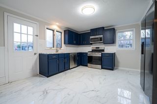1138 Sassaquin Ave, New Bedford, MA 02745