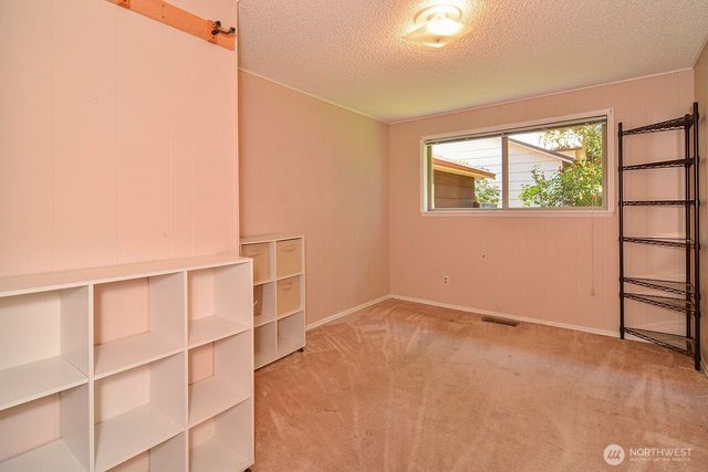 13709 39th Avenue NE, Seattle, WA 98125