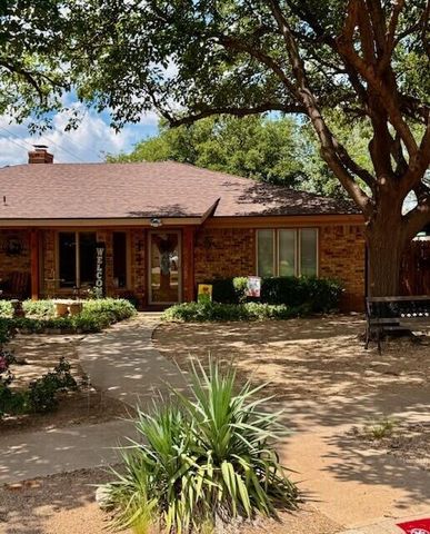 5726 75th Street, Lubbock, TX 79424