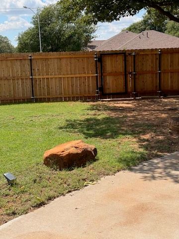 5726 75th Street, Lubbock, TX 79424