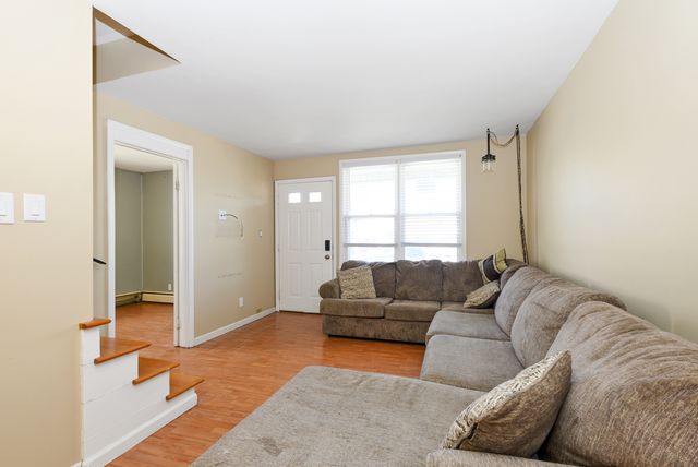 2644 Commercial Avenue, South Chicago Heights, IL 60411