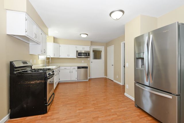 2644 Commercial Avenue, South Chicago Heights, IL 60411