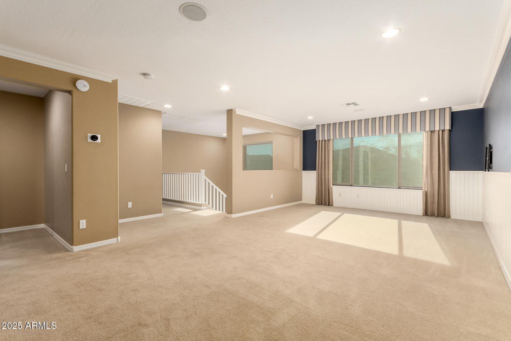 Image 28 of property listing at 3760 W LAPENNA Drive, Phoenix, AZ 85087