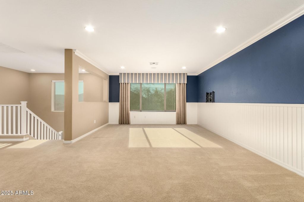 Image 30 of property listing at 3760 W LAPENNA Drive, Phoenix, AZ 85087