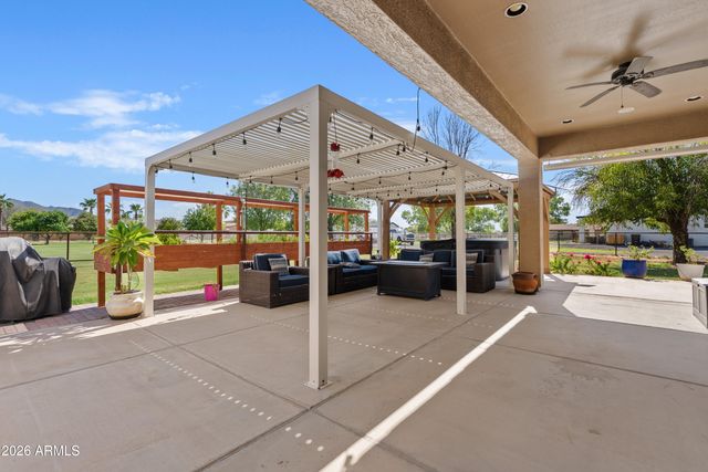 3785 E VIA DEL RANCHO Road, Gilbert, AZ 85298