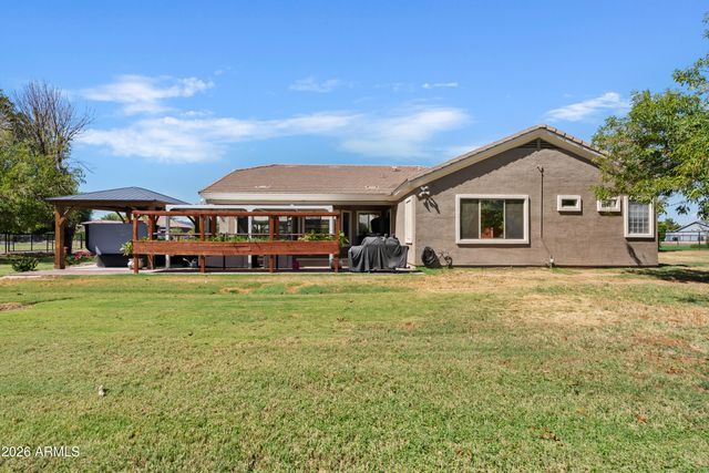 3785 E VIA DEL RANCHO Road, Gilbert, AZ 85298