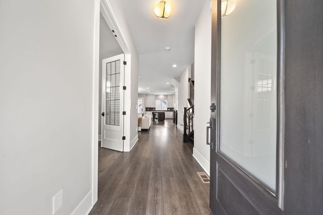 1173 Perry Street, 20P, Columbus, OH 43201