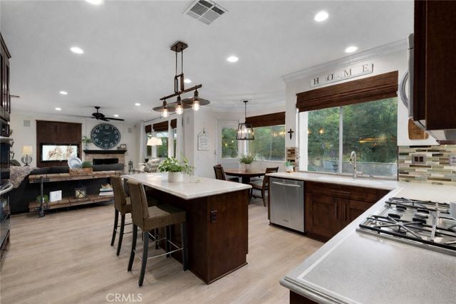 2384 Canyon Crest, La Verne, CA 91750