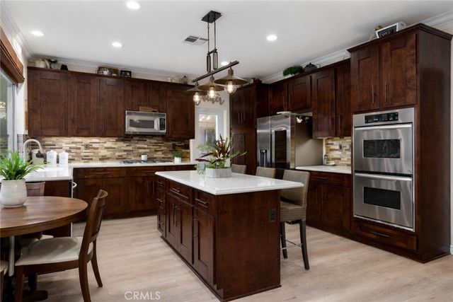 2384 Canyon Crest, La Verne, CA 91750